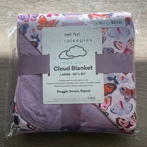 Little sleepies - butterfly kisses cloud Blanket